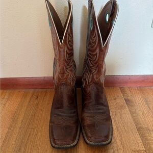 Ariat Women’s Brown and Blue Cowboy Boots